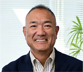 審査委員 岩井 健二